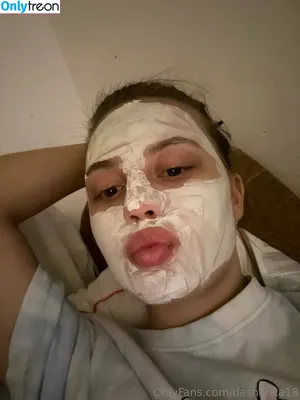dashenka18 / dasha_dasha_18_ nude photo #0109