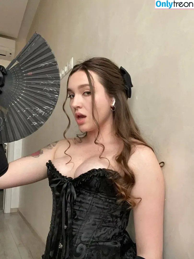 dassy_toxic nude photo #0074 (_lilt0xic_)
