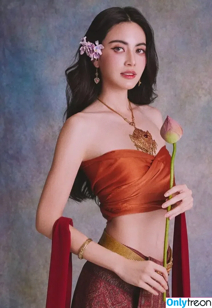 Davika Hoorne / Davikah nude photo #0025 (Davika Hoorne / davikah)