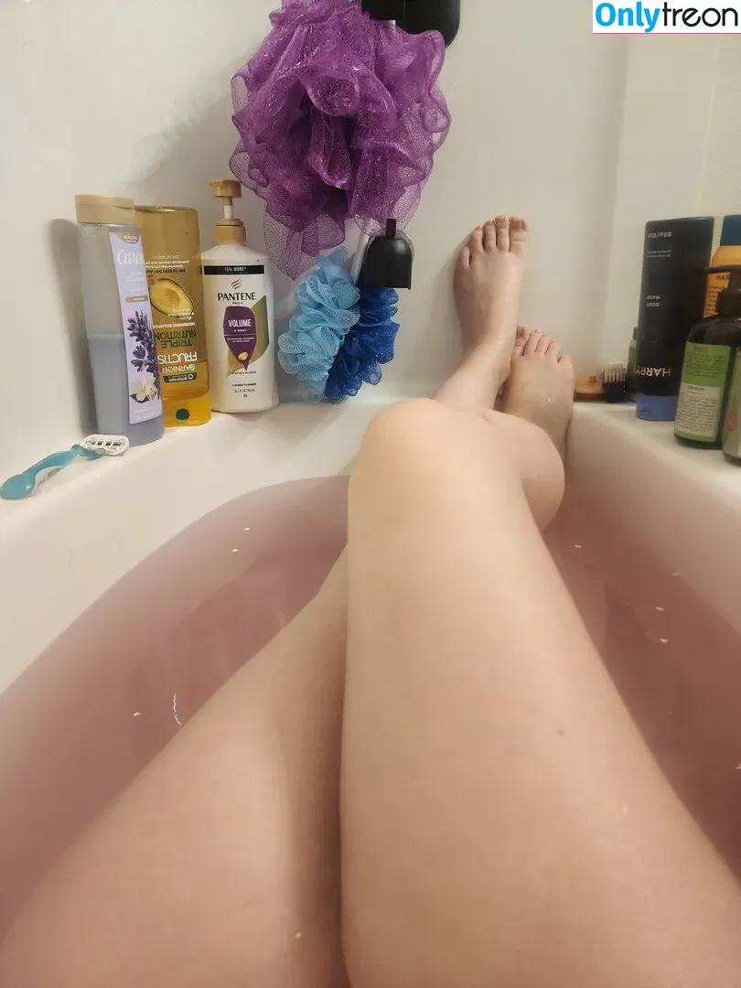DawnFrostKillerCosplay nude photo #0057 (KillerKupcake / ikitchie / killerkupkake)