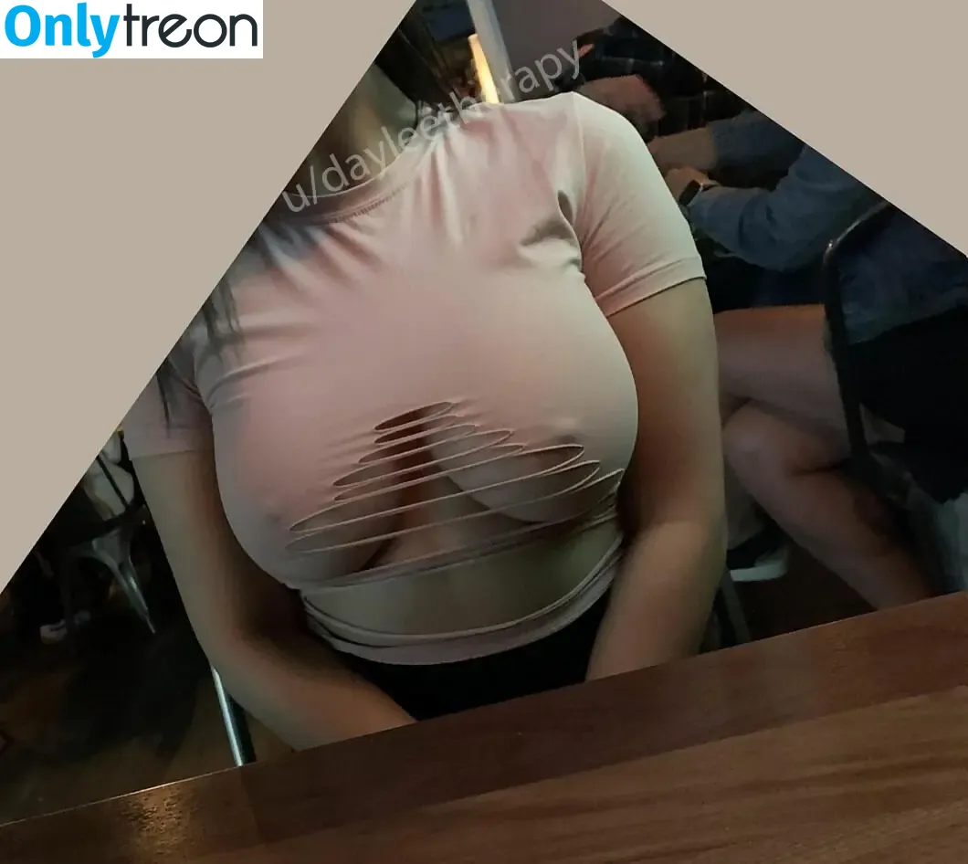 Dayleetherapy nude photo #0001 (dailytherapy220)