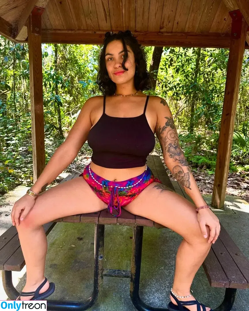Dazie Sometimes nude photo #0010 (daziesometimes)