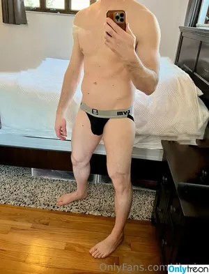 db-vice / deutschebank nude photo #0011