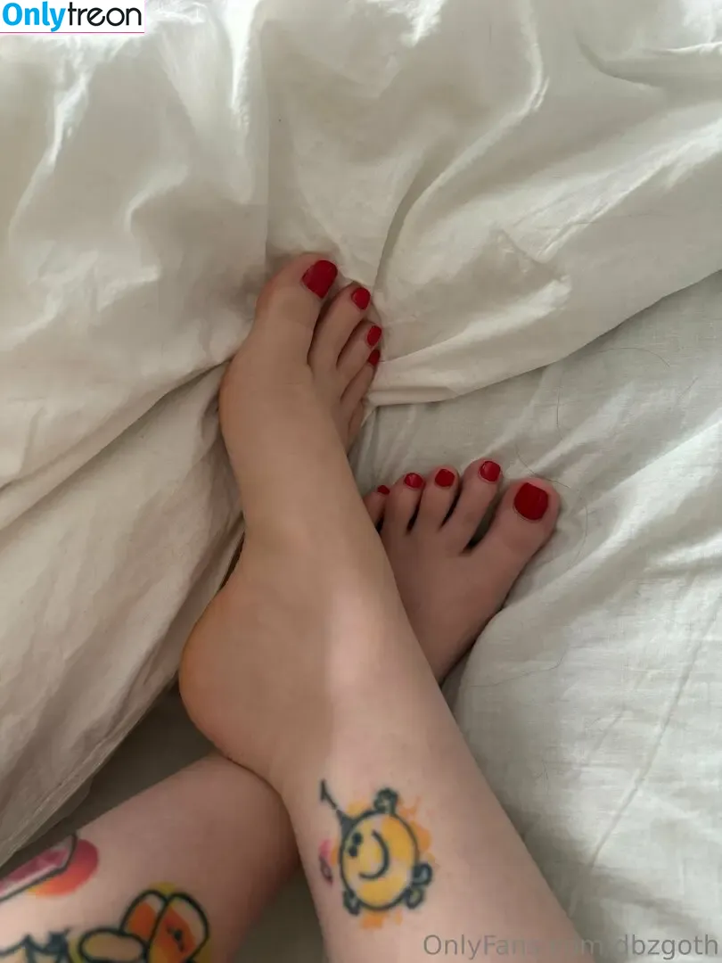 dbzgoth nude photo #0213 (dbzgothbecca)