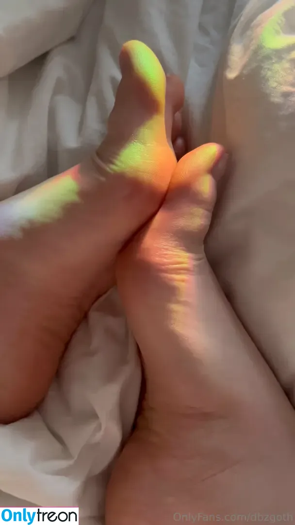 dbzgoth nude photo #0234 (dbzgothbecca)