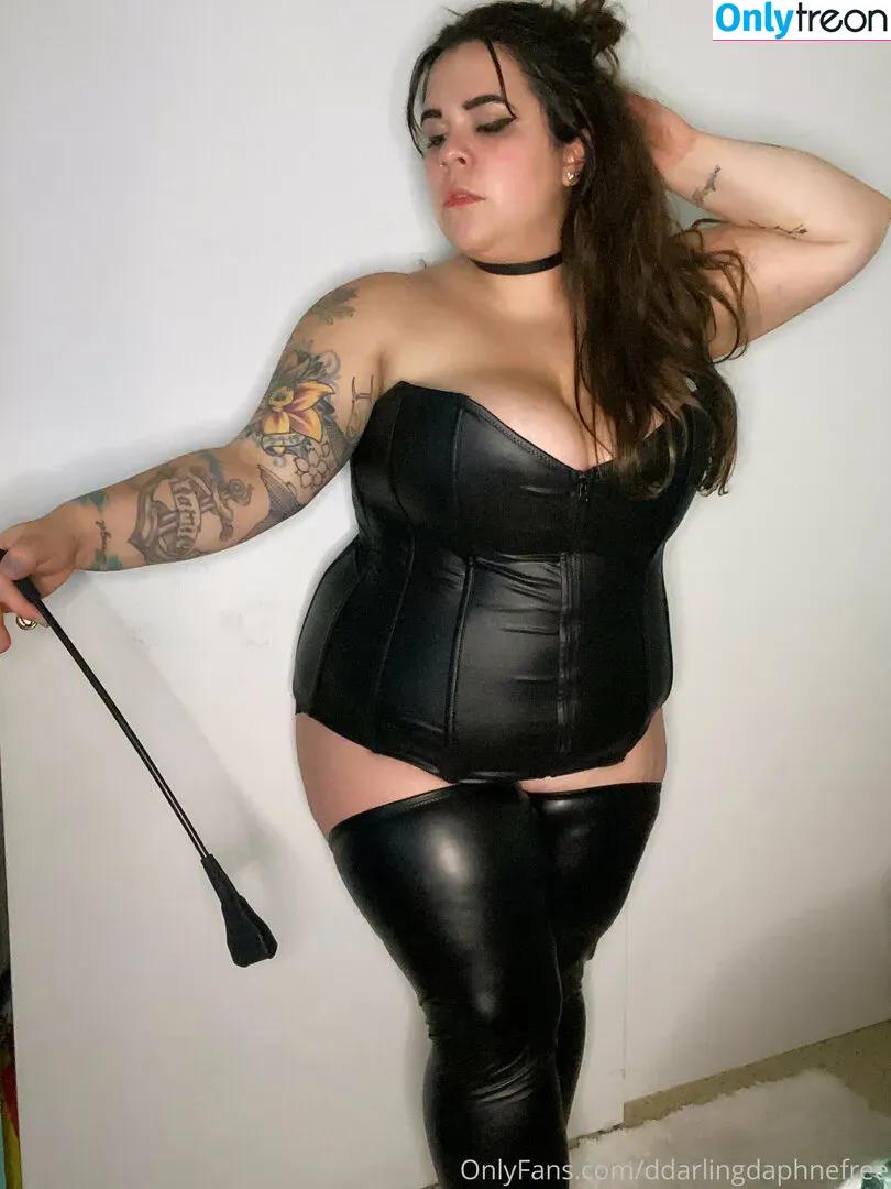 ddarlingdaphnefree голая photo #0009 (theonlyaralynne)