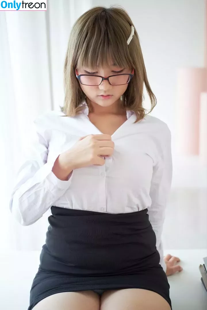 Dea Marella голая photo #0213 (deamarella33)