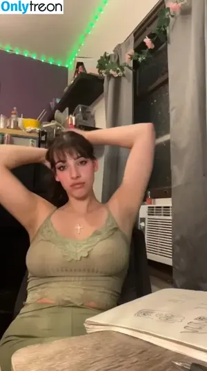  nude photo #0001