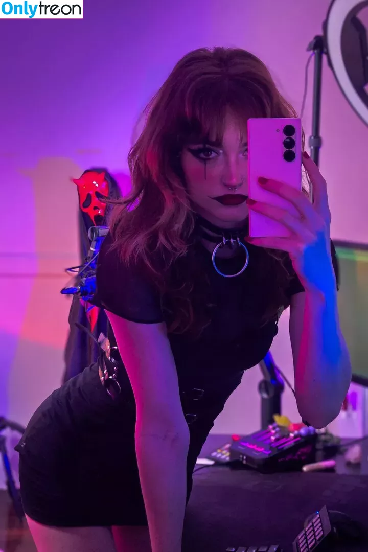 DeadlyKitten's Kofi nude photo #0029 (deadlykittenttv)