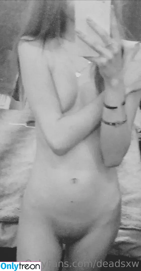 deadsxw nude photo #0001 (deadsxw)