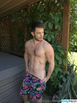 deandarkholer / dean_dark nude photo #0009