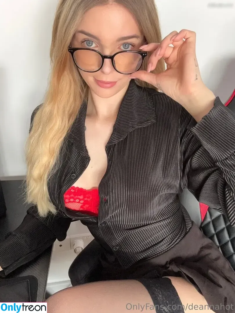 Deannaxofficialx nude photo #0109 (Deannaxofficialx)