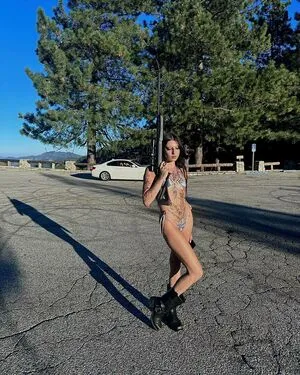 DeathbyRomy / toxicbleubeautyvip nude photo #0164
