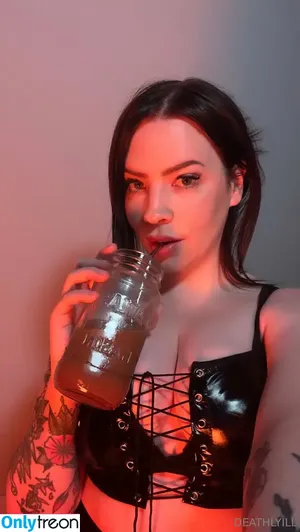 deathlyill / deathly.illl / deathlyill_ttv nude photo #0060