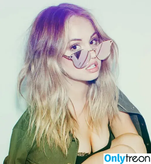 Debby Ryan голая photo #0215 (debbyryan)