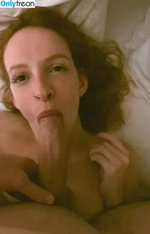 Debora Esteves / estevesdeb nude photo #0003