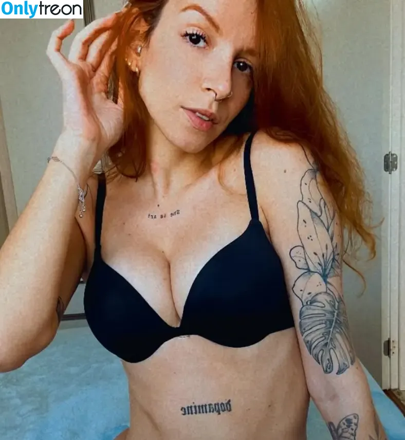 Debora Esteves nude photo #0001 (estevesdeb)