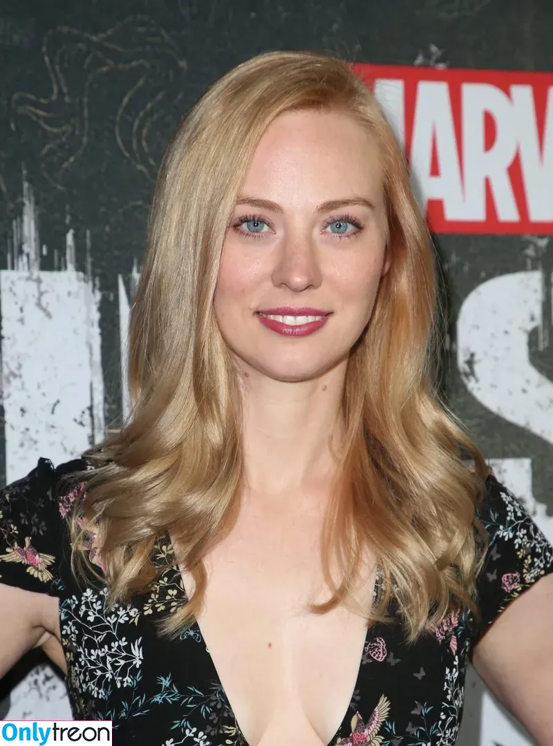 Deborah Ann Woll голая photo #0037 (deborahannwoll)