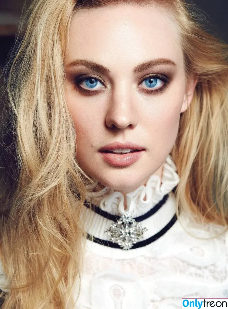 Deborah Ann Woll голая photo #0044 (deborahannwoll)