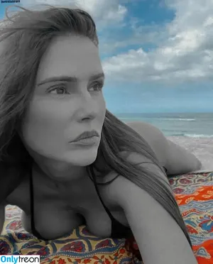 Deborah Secco / dedesecco nude photo #1566