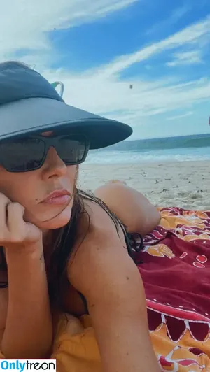 Deborah Secco / dedesecco nude photo #1614