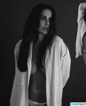 Deborah Secco / dedesecco nude photo #1652