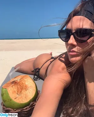 Deborah Secco / dedesecco nude photo #1806