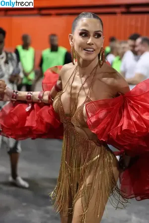 Deborah Secco / dedesecco nude photo #1925