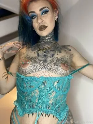 dee_louisexx / danniellaaaax фото голая #0014