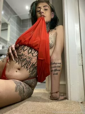 dee_louisexx / danniellaaaax фото голая #0032