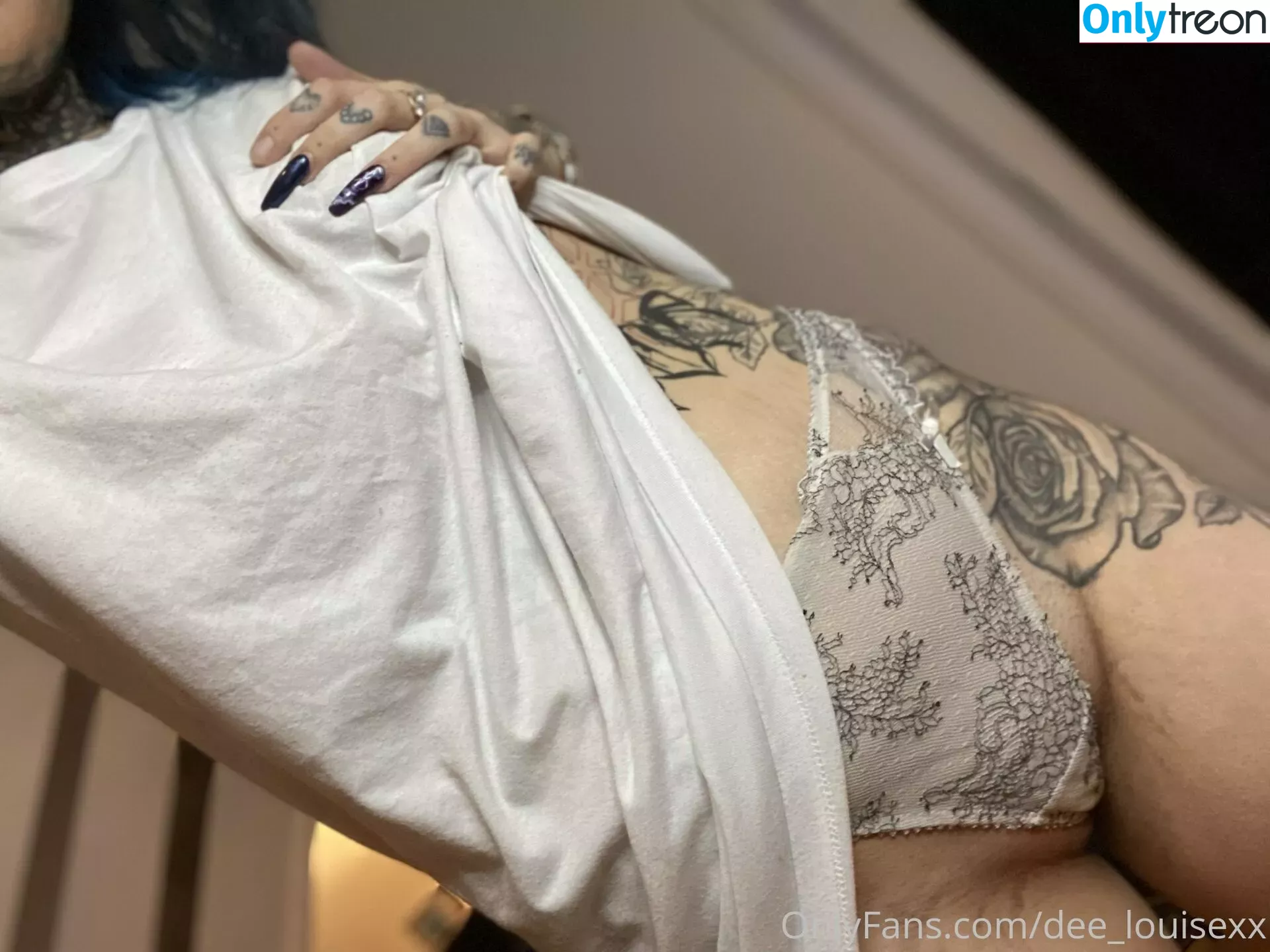 dee_louisexx голая photo #0017 (danniellaaaax)