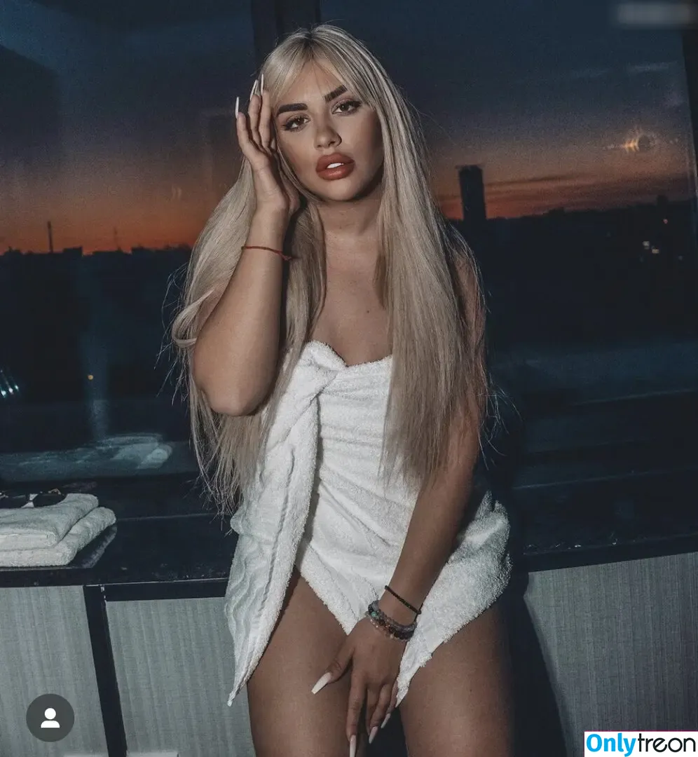 Deeanaofficial nude photo #0074 (Deeanaofficial)
