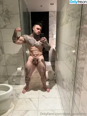 deek_aesthetic / derek.isthebae nude photo #0094