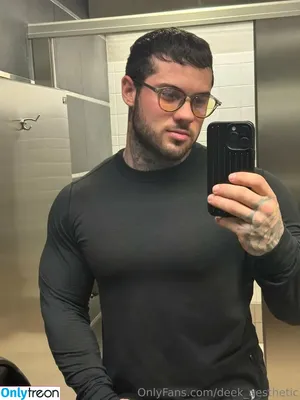 deek_aesthetic / derek.isthebae nude photo #0196