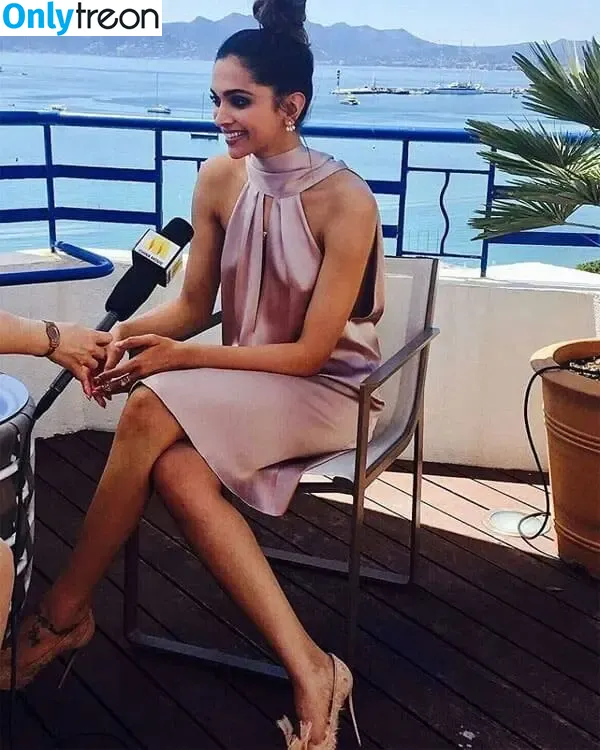Deepika Padukone nude photo #0072 (deepikapadukone)