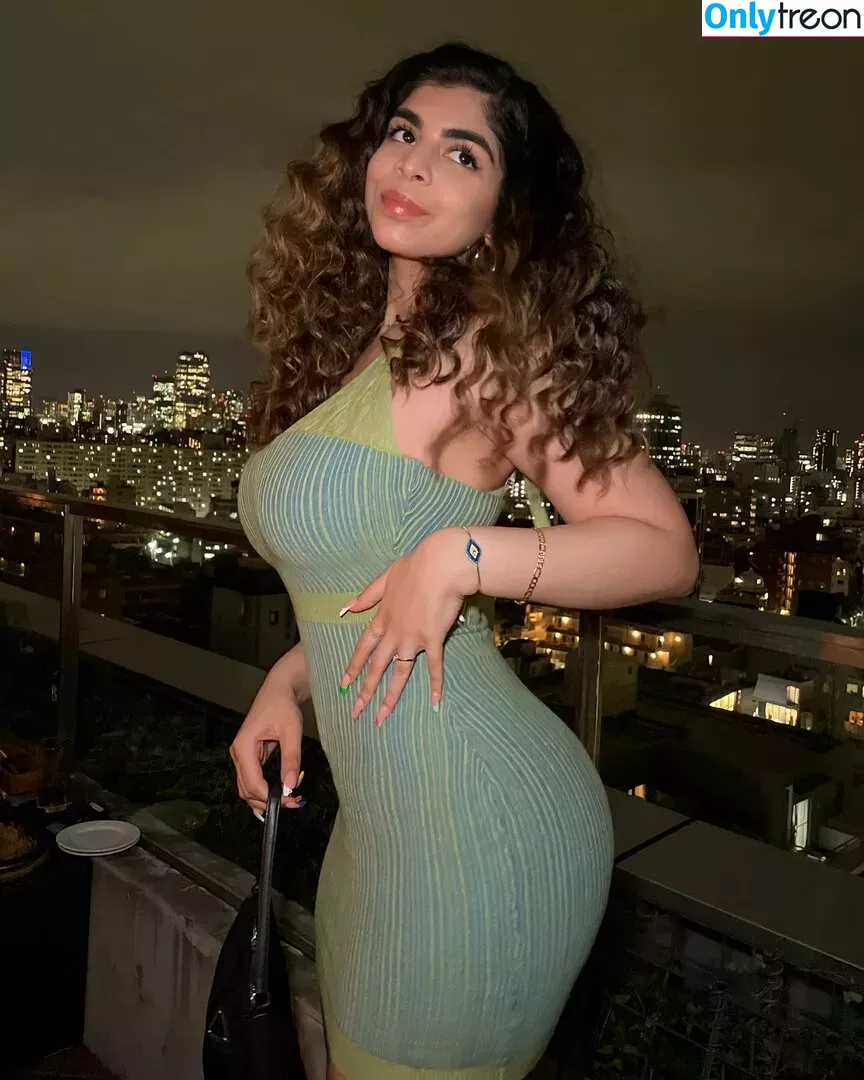 Deevaxo nude photo #0066 (nikocadoavocado)