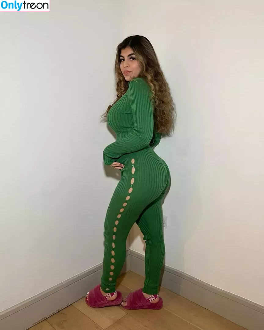 Deevaxo nude photo #0097 (nikocadoavocado)