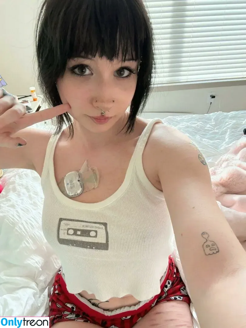 Defeatthel0w nude photo #0075 (defeatthelowband)