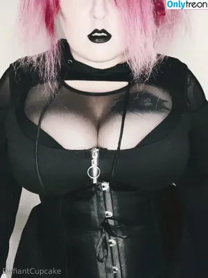 DefiantCupcake / DefiantCupCakeOfficial / WonkyWandTavern фото голая #0011