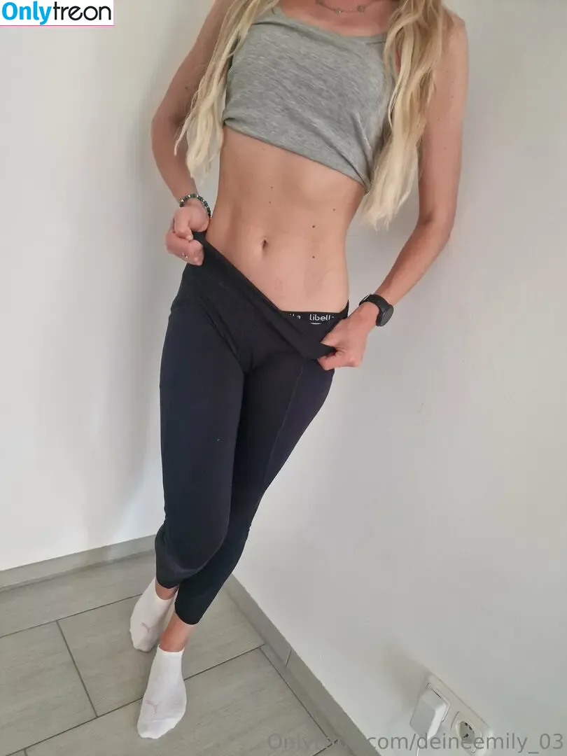 deineemily_03 nude photo #0021 (deineemily.03)