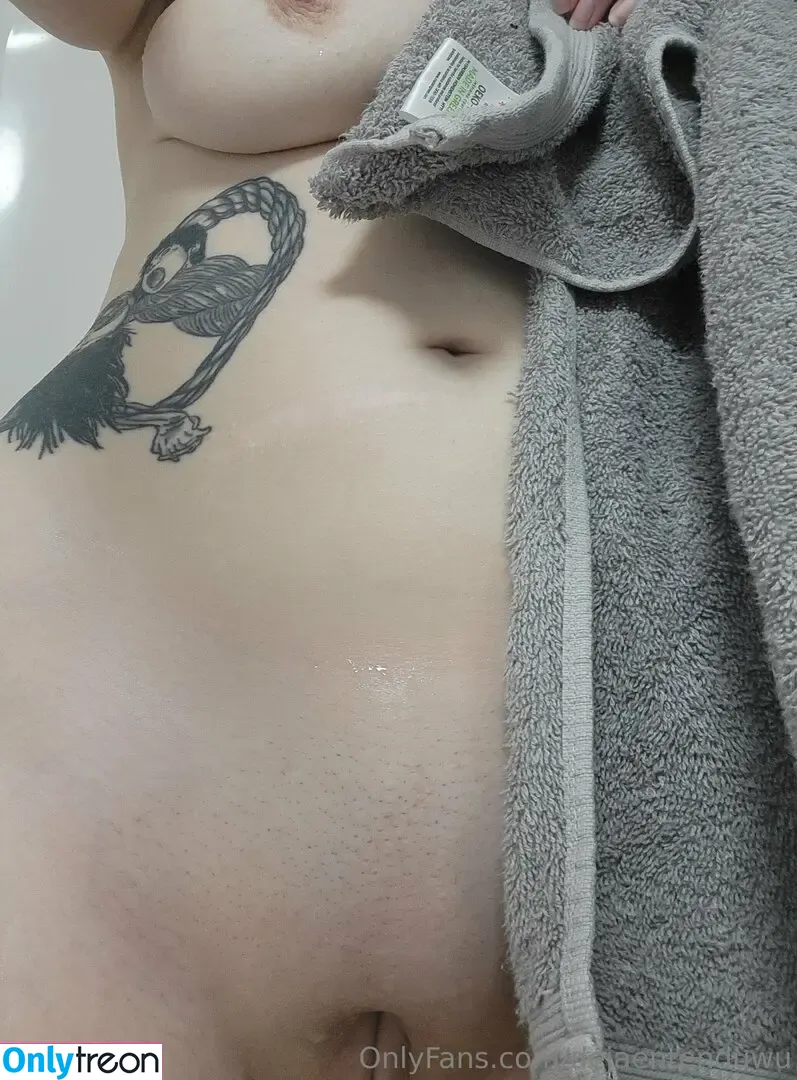 dejaentenduwu nude photo #0019 (dejaentendulove)
