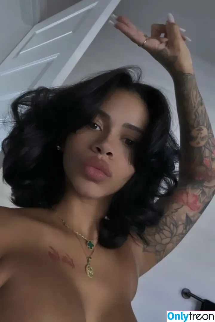 dejanicolehiott nude photo #0003 (dejanicolehiott)