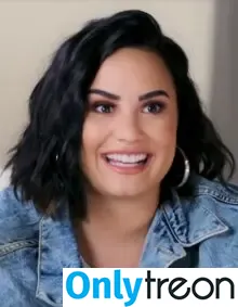 Demi Lovato голая photo #0873 (ddlovato)