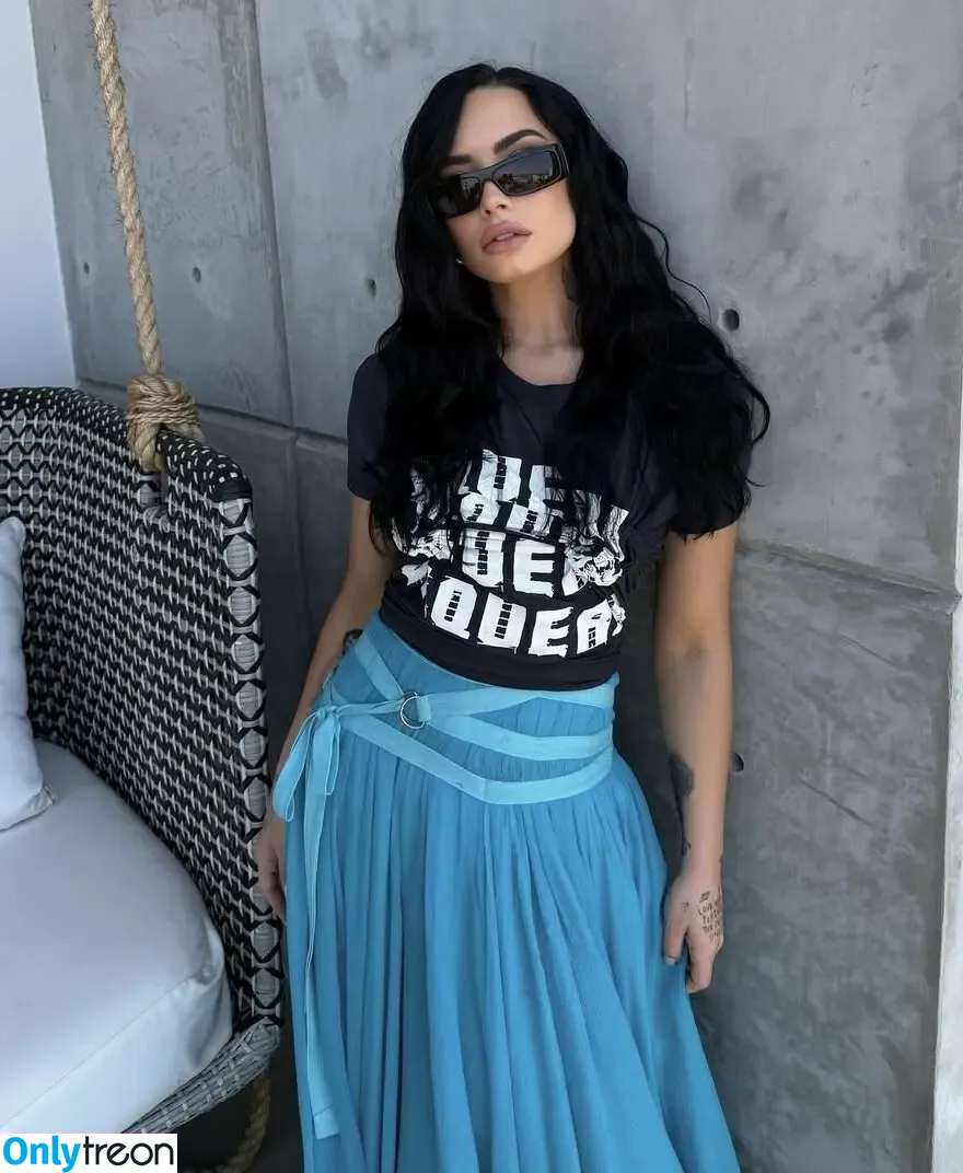 Demi Lovato голая photo #0910 (ddlovato / demi_lovato)