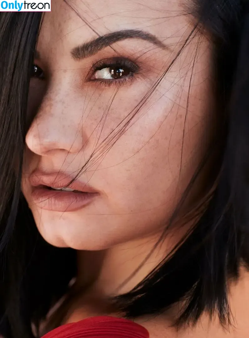 Demi Lovato голая photo #0936 (ddlovato / demi_lovato)