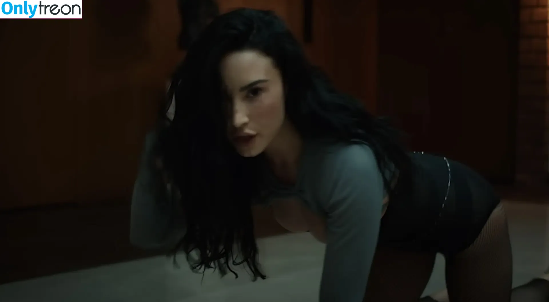 Demi Lovato nude photo #0991 (ddlovato)