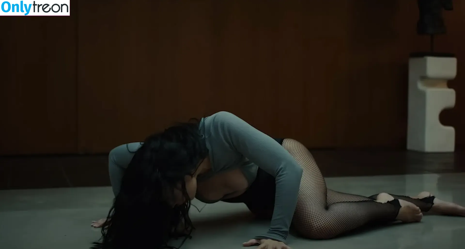 Demi Lovato nude photo #0993 (ddlovato)
