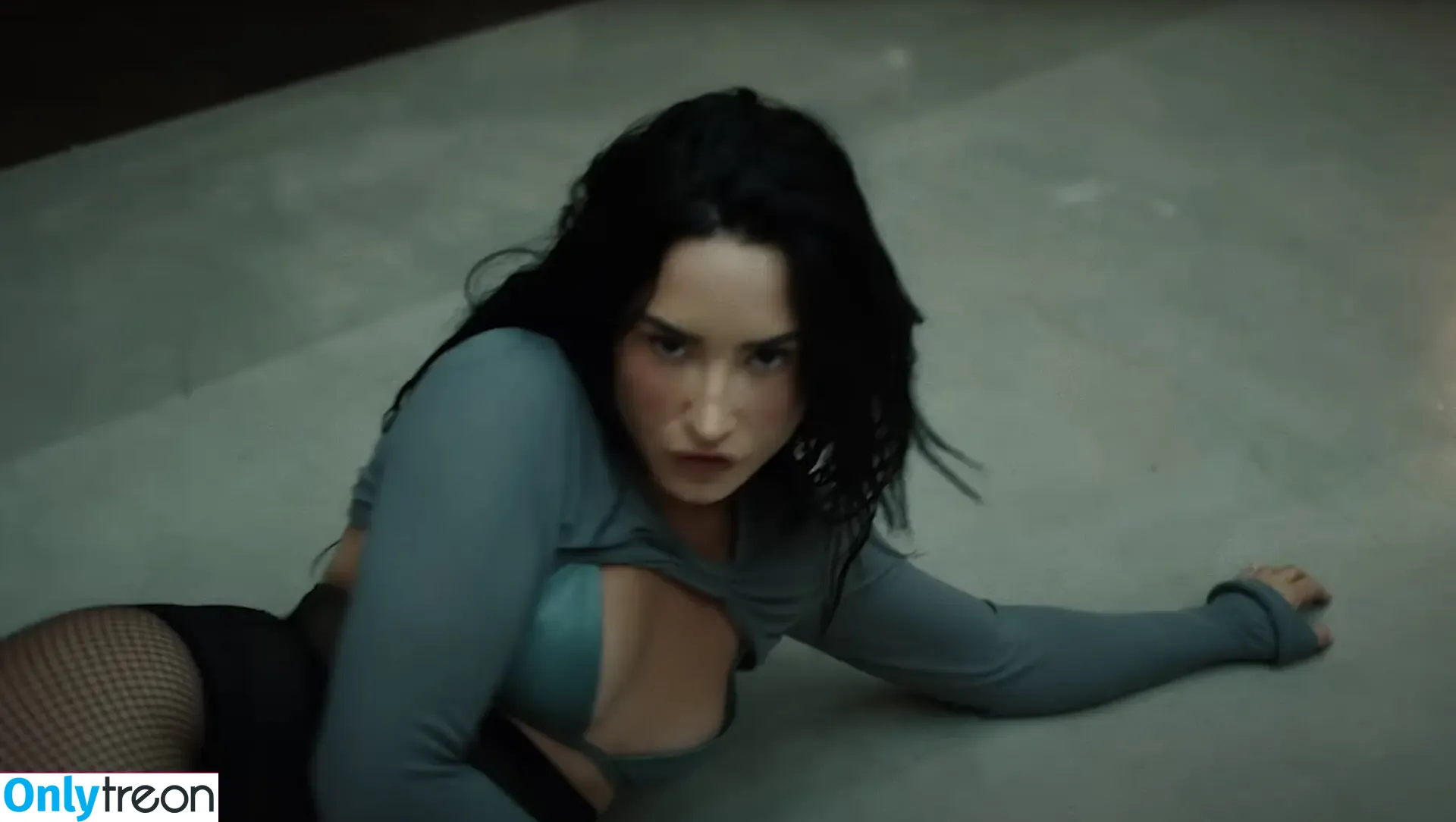 Demi Lovato nude photo #0997 (ddlovato)