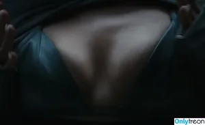 Demi Lovato / ddlovato nude photo #1023