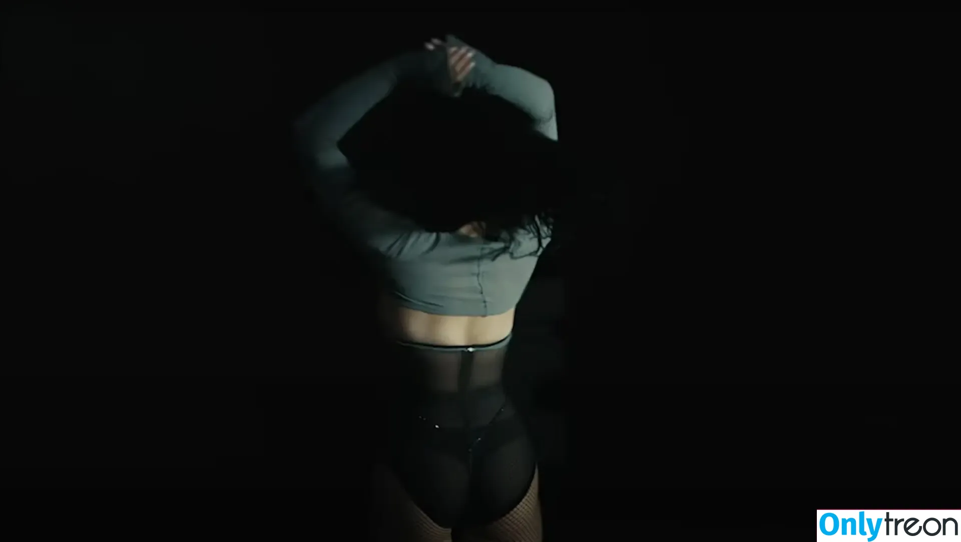 Demi Lovato nude photo #1007 (ddlovato)